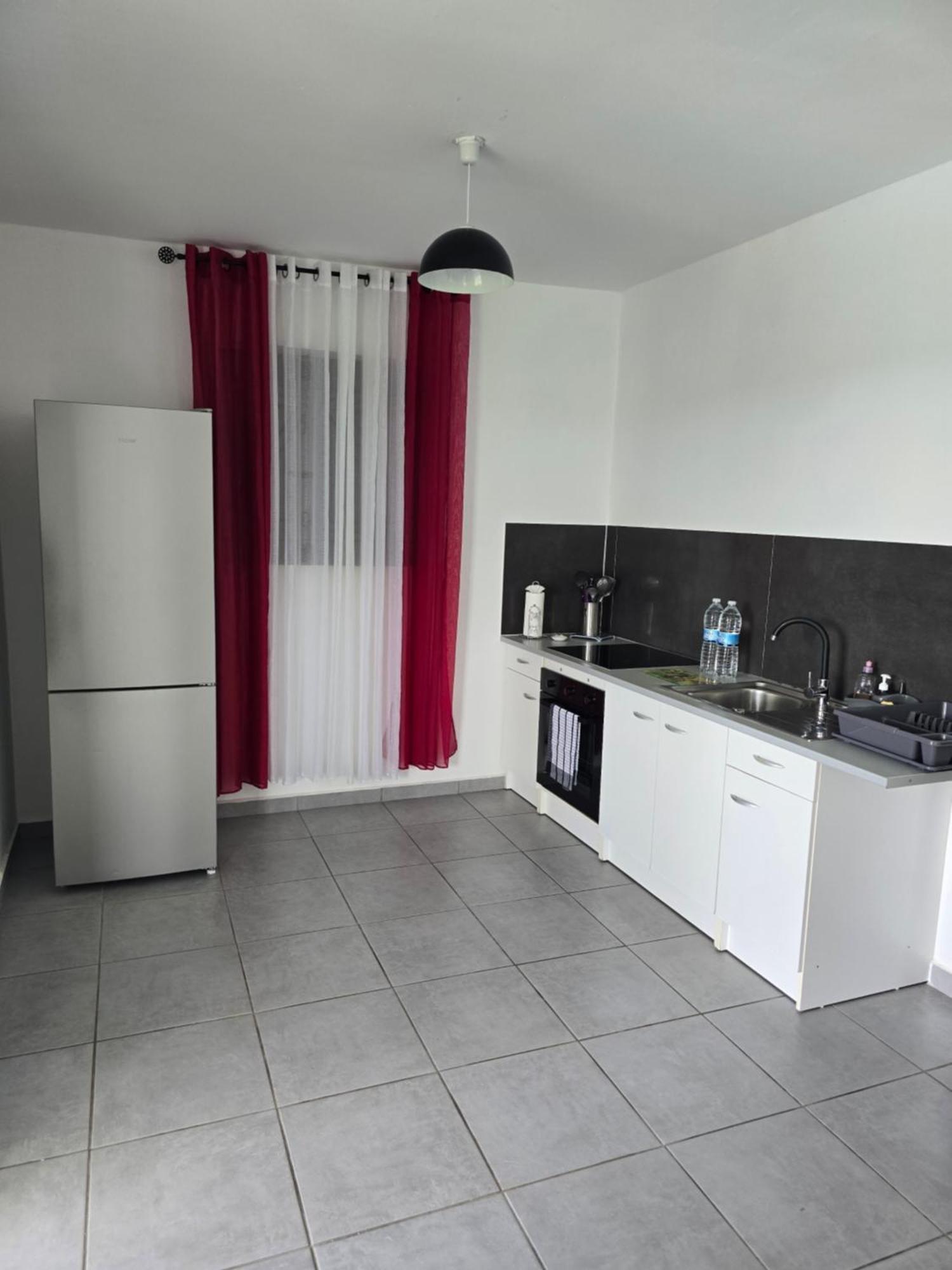 Maison Laurencia - Appartement De L'Etage Sainte-Anne  Exteriör bild
