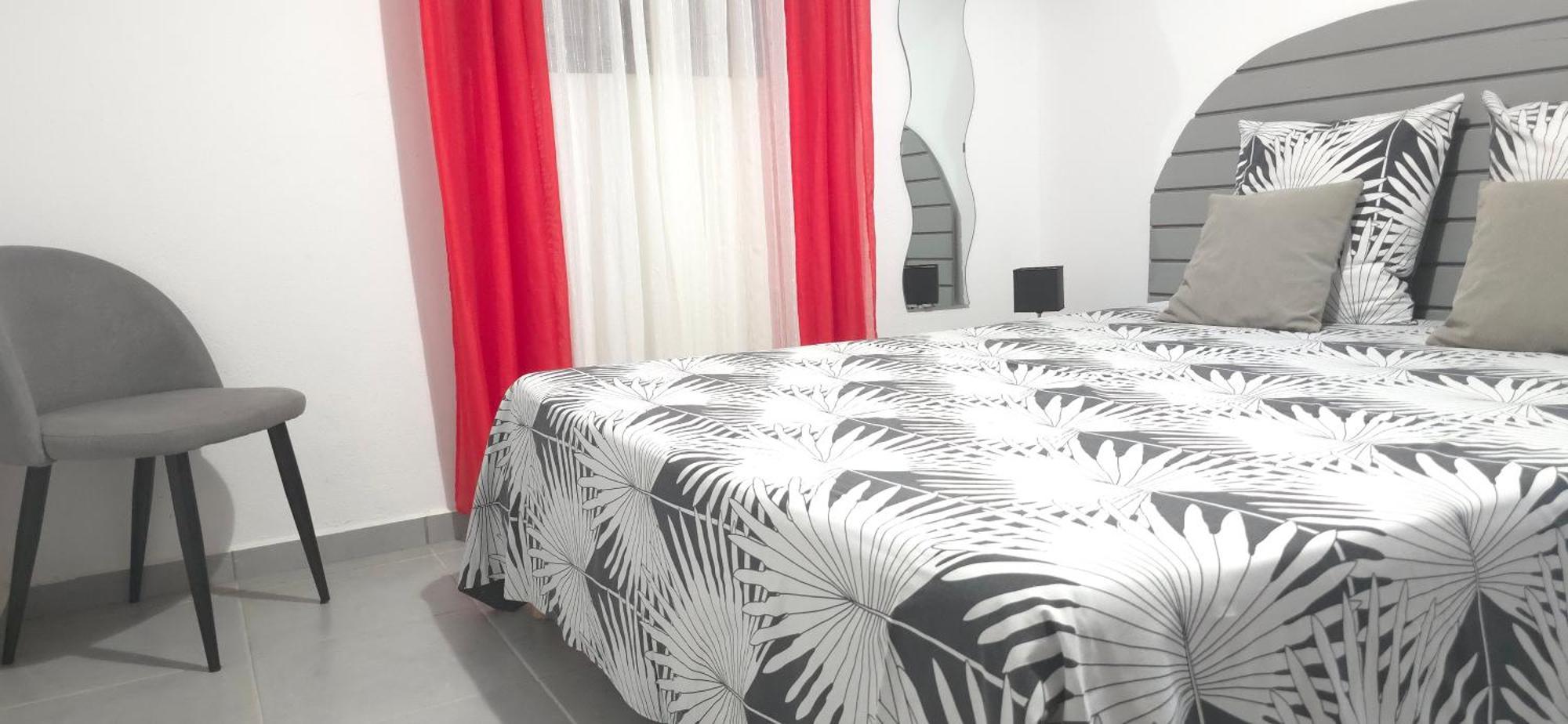Maison Laurencia - Appartement De L'Etage Sainte-Anne  Exteriör bild