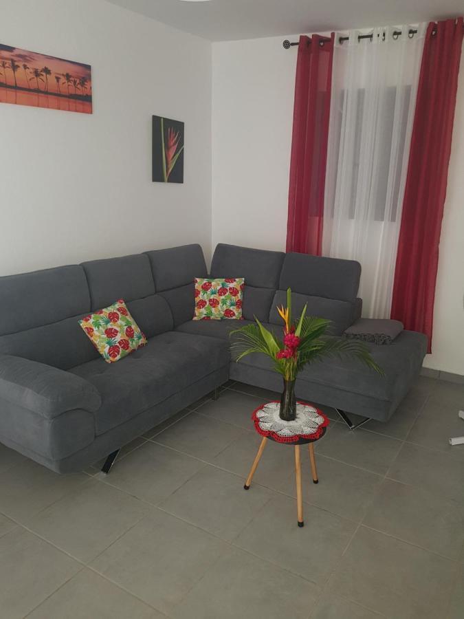 Maison Laurencia - Appartement De L'Etage Sainte-Anne  Exteriör bild